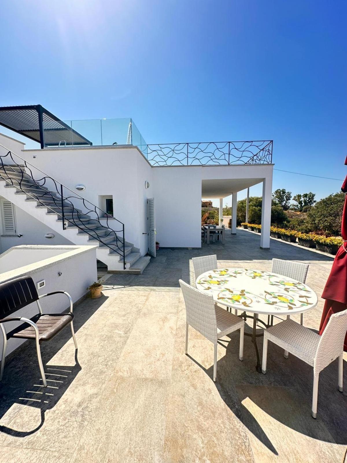 Villa Giulia Golfo Aranci Exterior foto